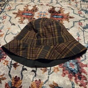Totes Dark Olive Green Plaid Hat